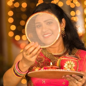 Karva Chauth Rituals for Unmarried Woman